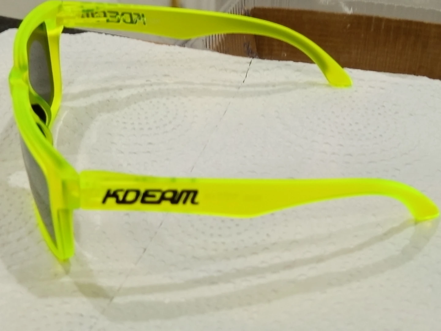 Brand New Kdeam Square Neon Green Sunglasses - photo 2