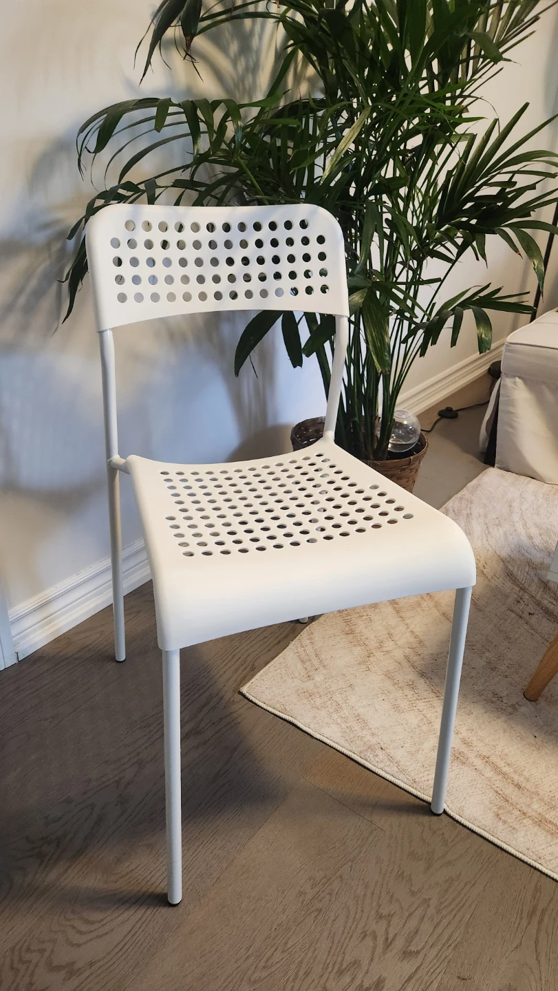 IKEA White Stool Chair (4 chairs) - photo 2