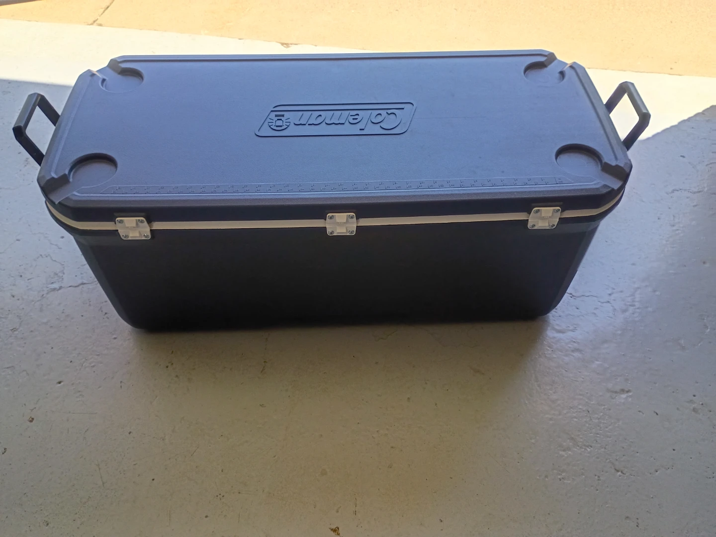 Coleman 316 Series Wichita 223 Can Chest Cooler - photo 5