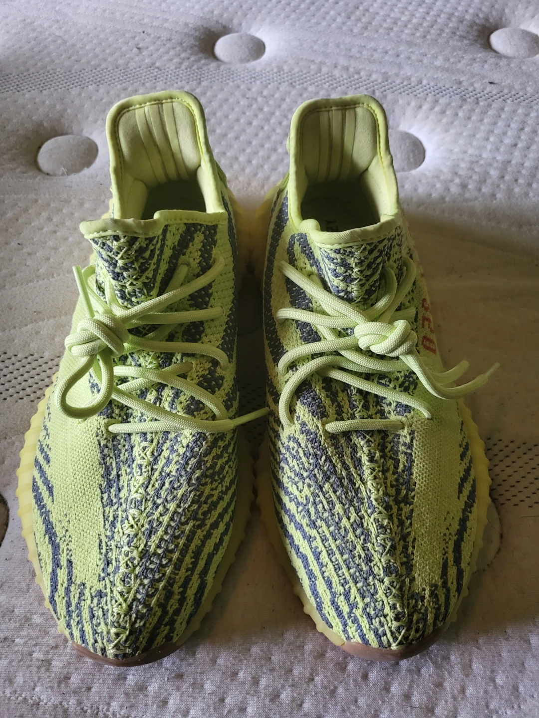 Yeezy Boost 350 V2 Semi Frozen Yellow - photo 2