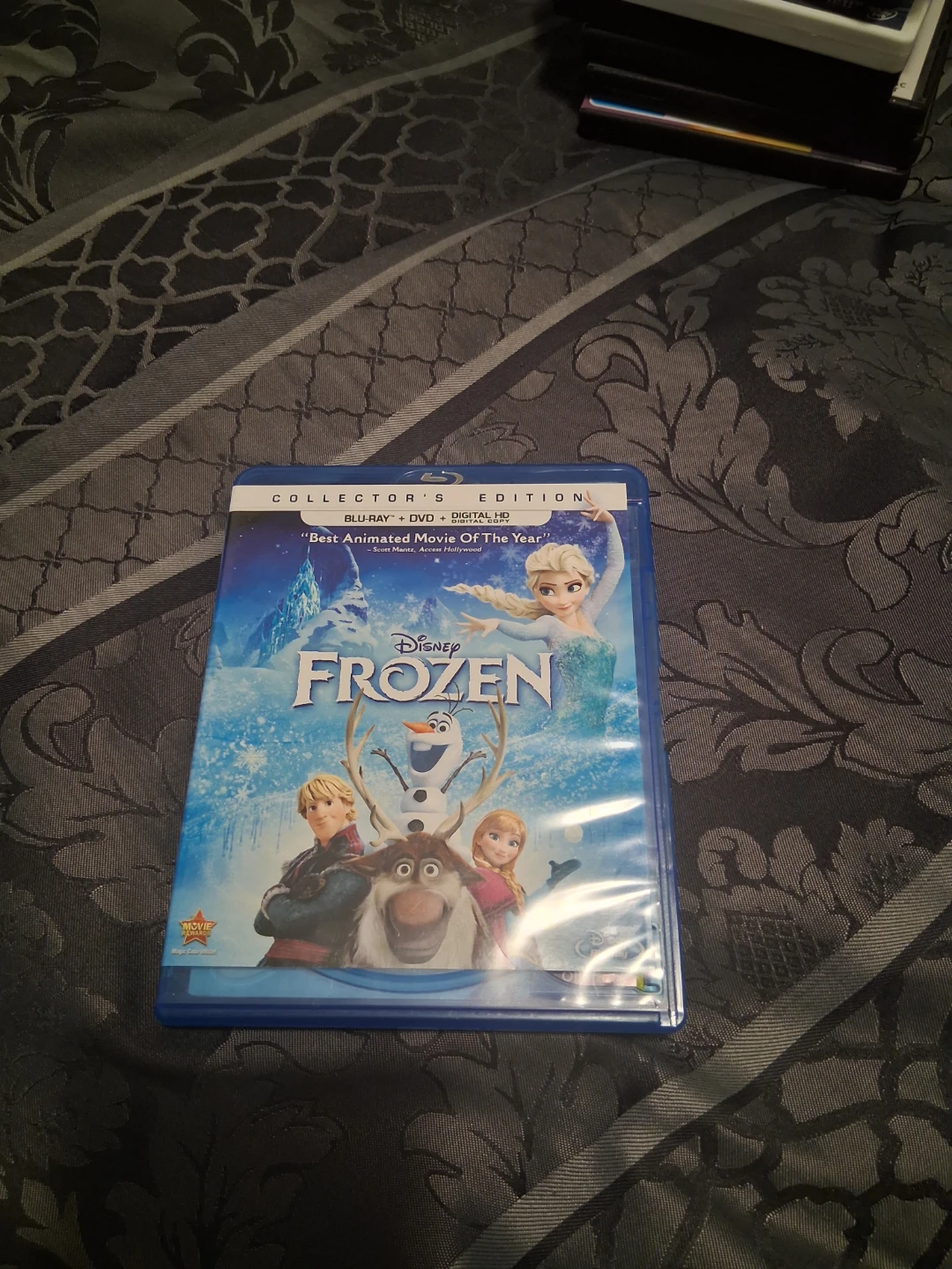 Disney Frozen Collector's Edition Blu-Ray + DVD + Digital HD