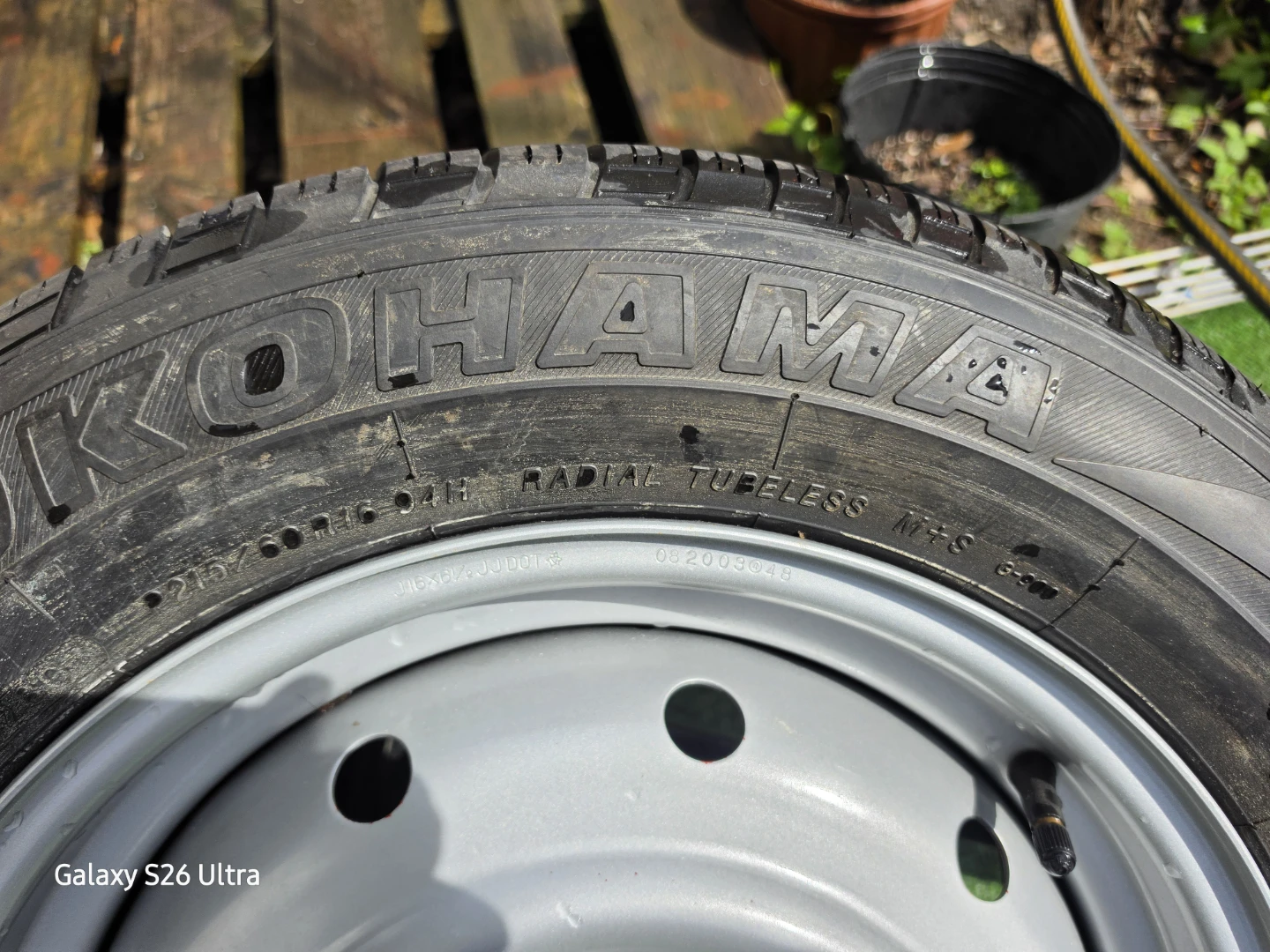 Yokohama Geolandar HT G900 215/60R16 Tire and Wheel - photo 3