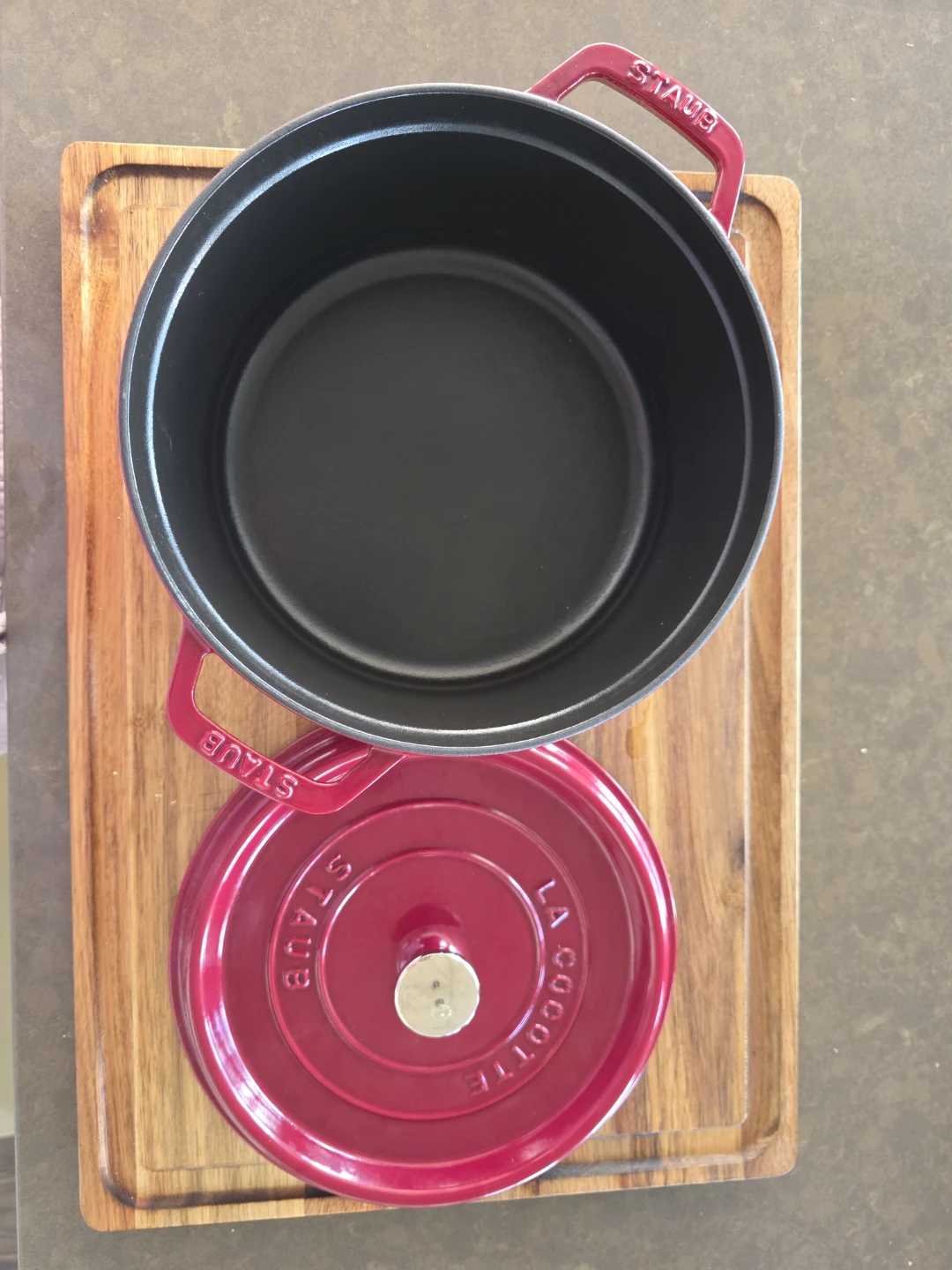 Staub La Cocotte Dutch Oven 24cm (9 3/4) Red - photo 2