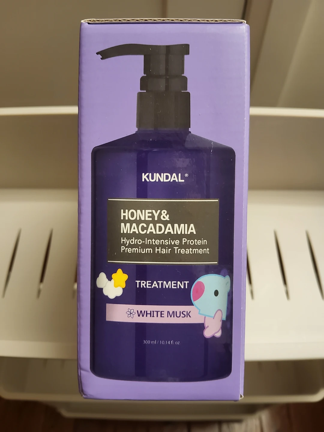 KUNDAL Honey & Macadamia White Musk Shampoo & Treatment Set - photo 2