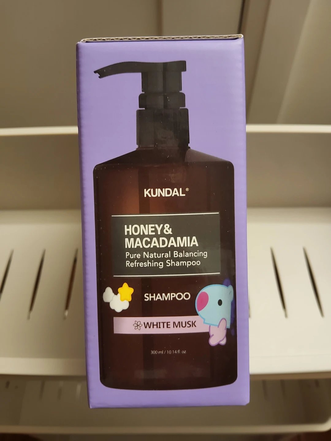 KUNDAL Honey & Macadamia White Musk Shampoo & Treatment Set - photo 3