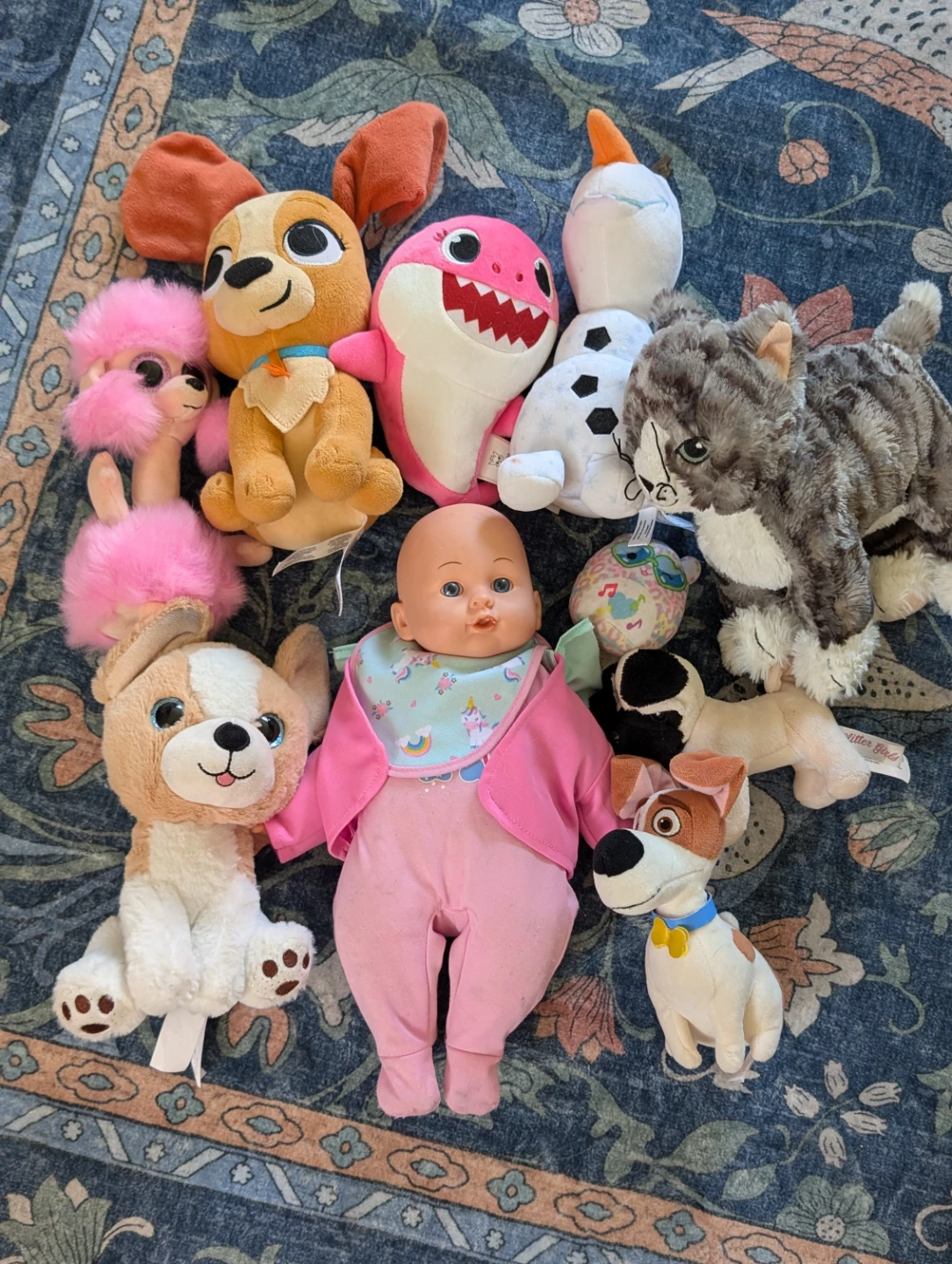 Assorted Plush Toys Bundle