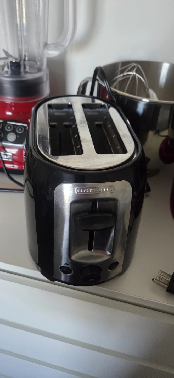 BLACK+DECKER 2-Slice Toaster - photo 2