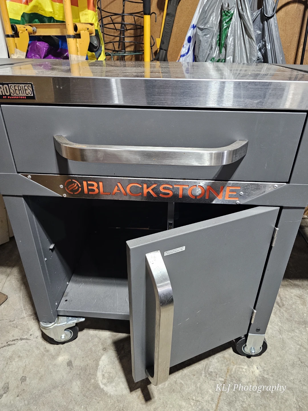 Blackstone Pro Series Griddle Cart - photo 3