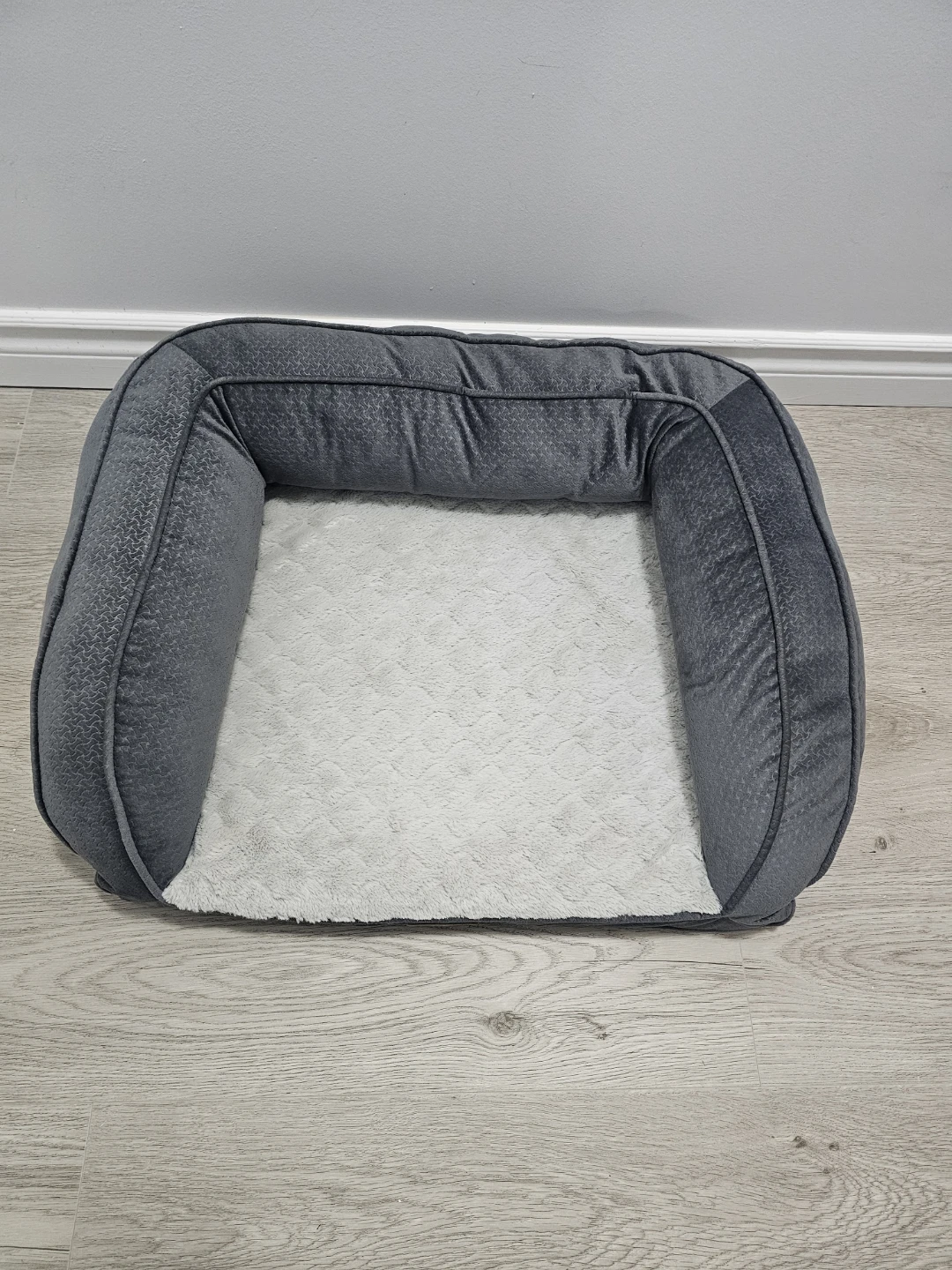 Ridge Creek Dog Bed