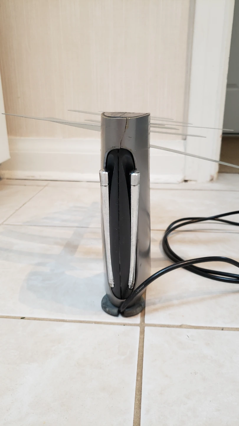 TERK Directional HDTV Antenna & Post Mount - Free OTA Channels! - photo 5