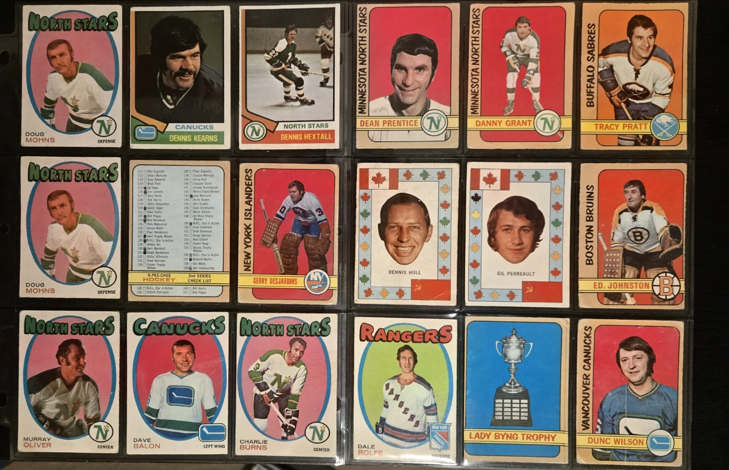 Vintage 1971-75 O-Pee-Chee Hockey Lot (18 Cards)