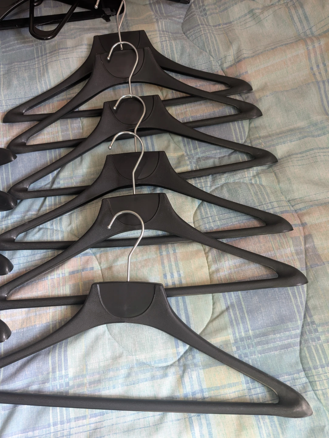 Lot of 20+ Black Plastic Clothes Hangers - photo 2