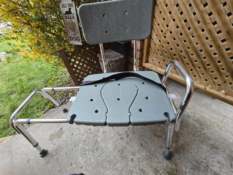 Shower Chair with Back and Arms