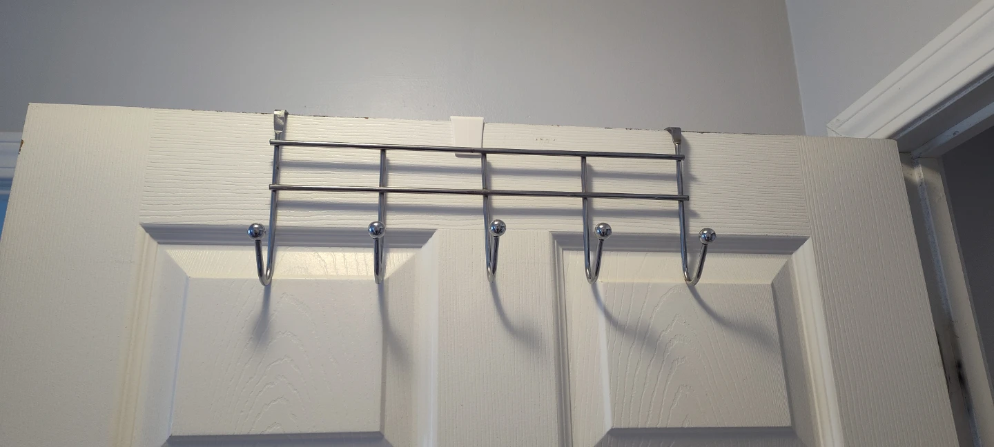 Over-the-door 5-hook rack