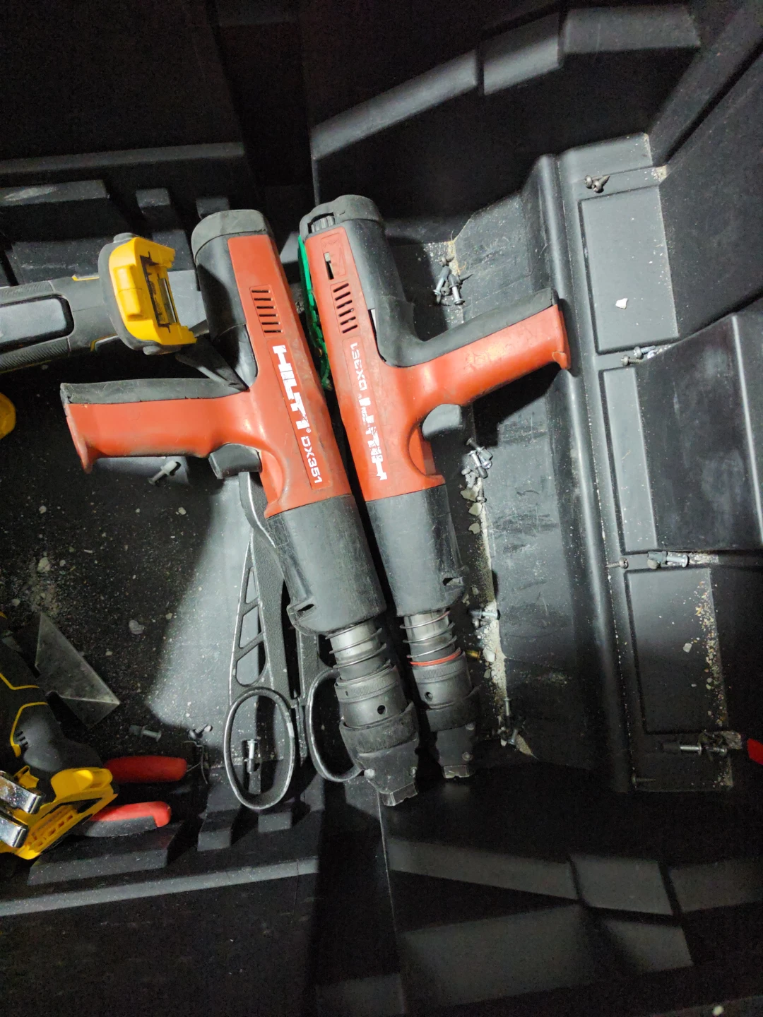 Hilti DX351 Powder-Actuated Tool & Hilti DX 450-22