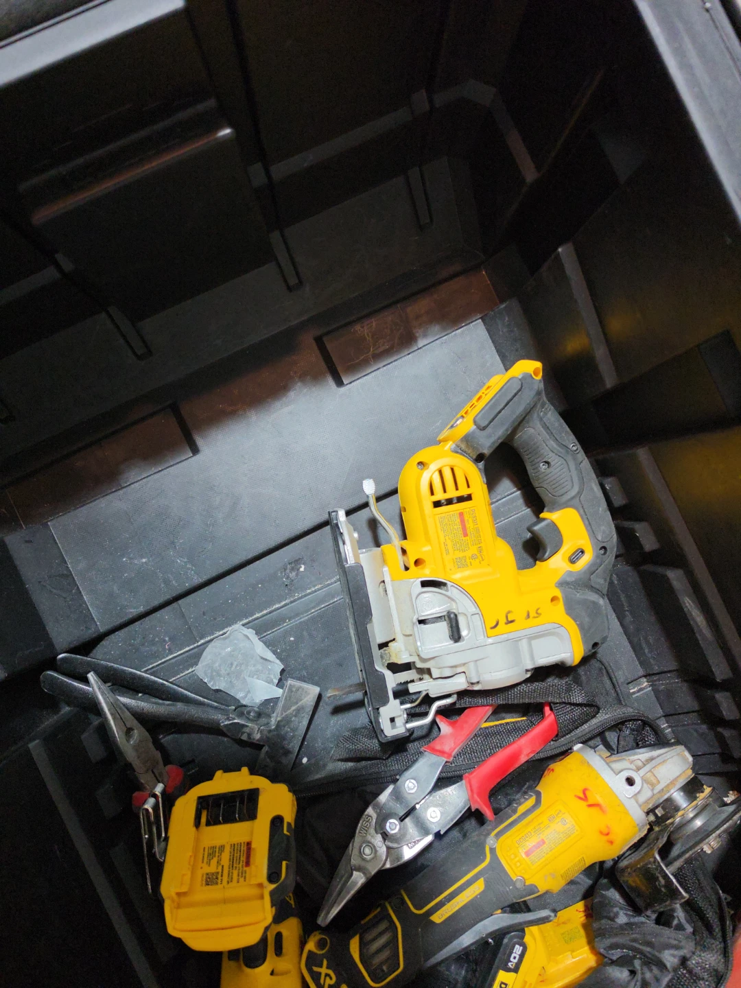 Hilti DX351 Powder-Actuated Tool & Hilti DX 450-22 - photo 5