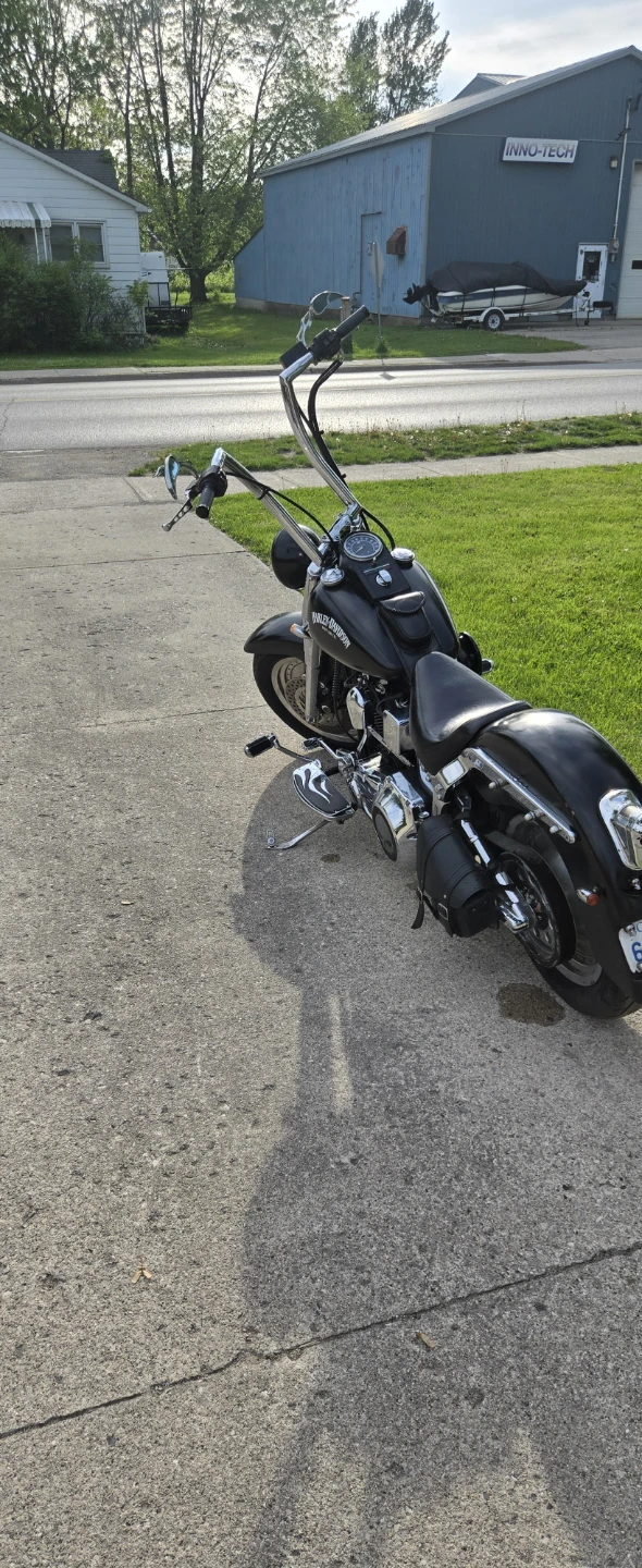 Harley-Davidson Motorcycle - photo 3
