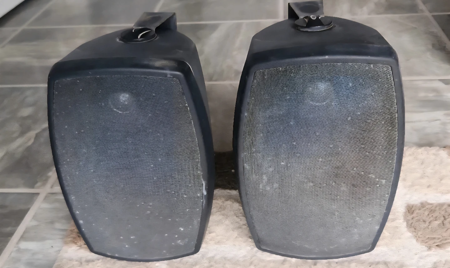 Omage GR406 Outdoor Speakers