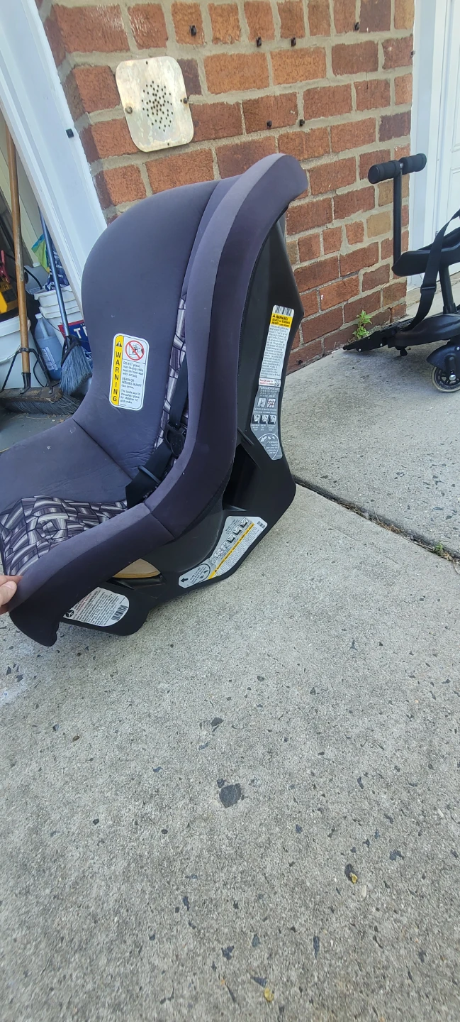 Cosco Scenera NEXT Convertible Car Seat - photo 2