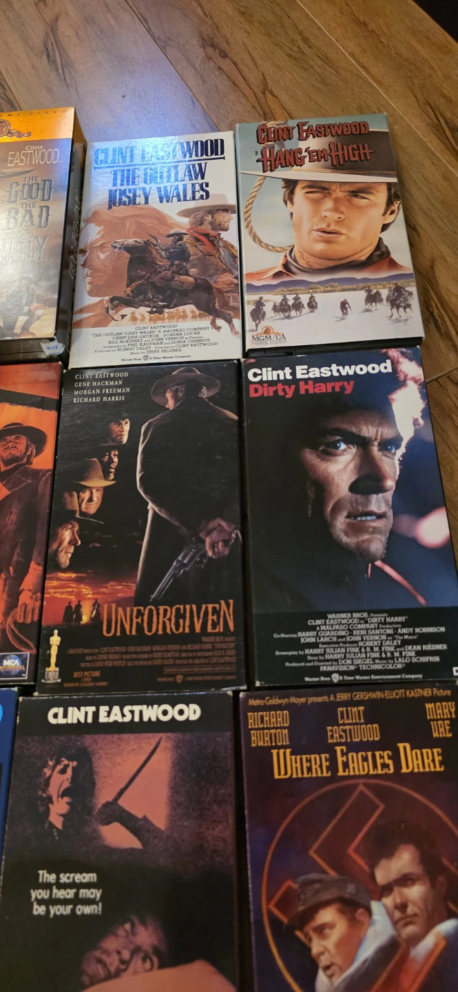 Clint Eastwood VHS Movie Collection - photo 4