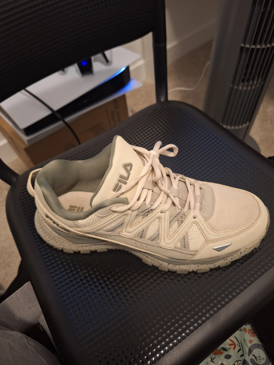 Fila and Air Jordan Shoes - photo 3