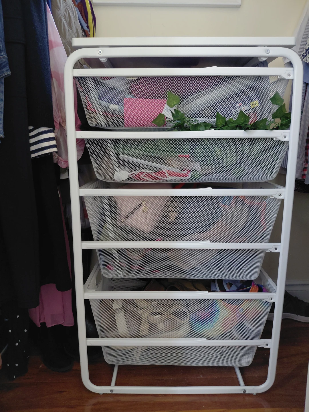 White 4-Drawer Storage Unit - photo 2
