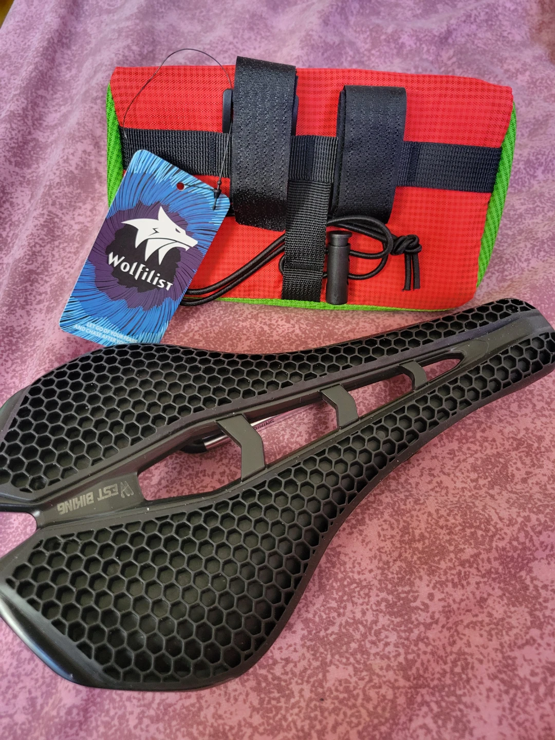 Bike Saddle and Pouch Set