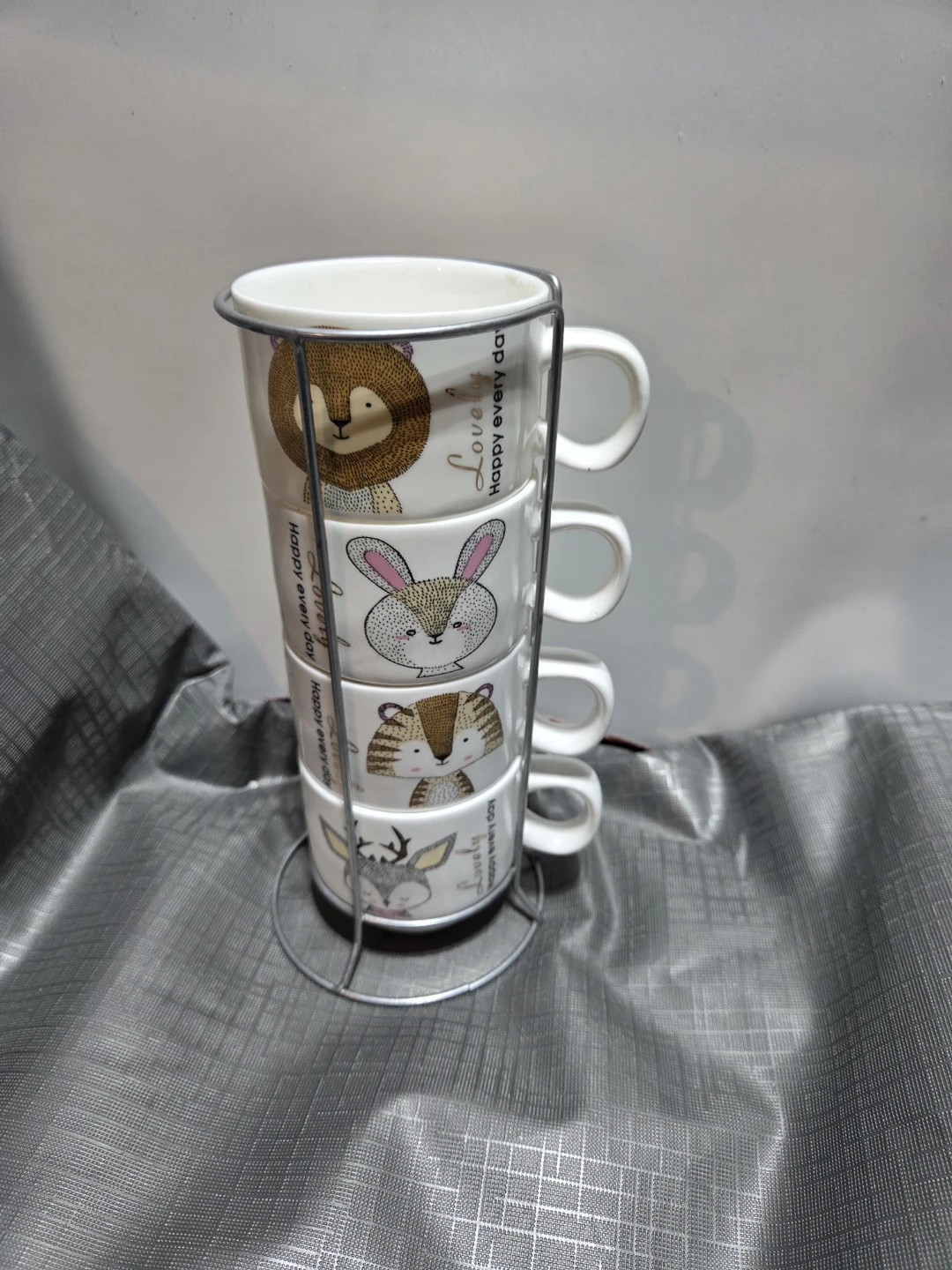 Set of 4 Stackable Ceramic Mugs with Animal Designs - photo 4