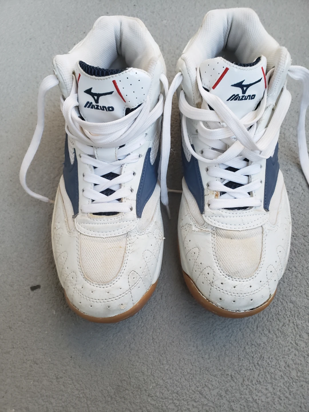 Mizuno  Athletic Shoes