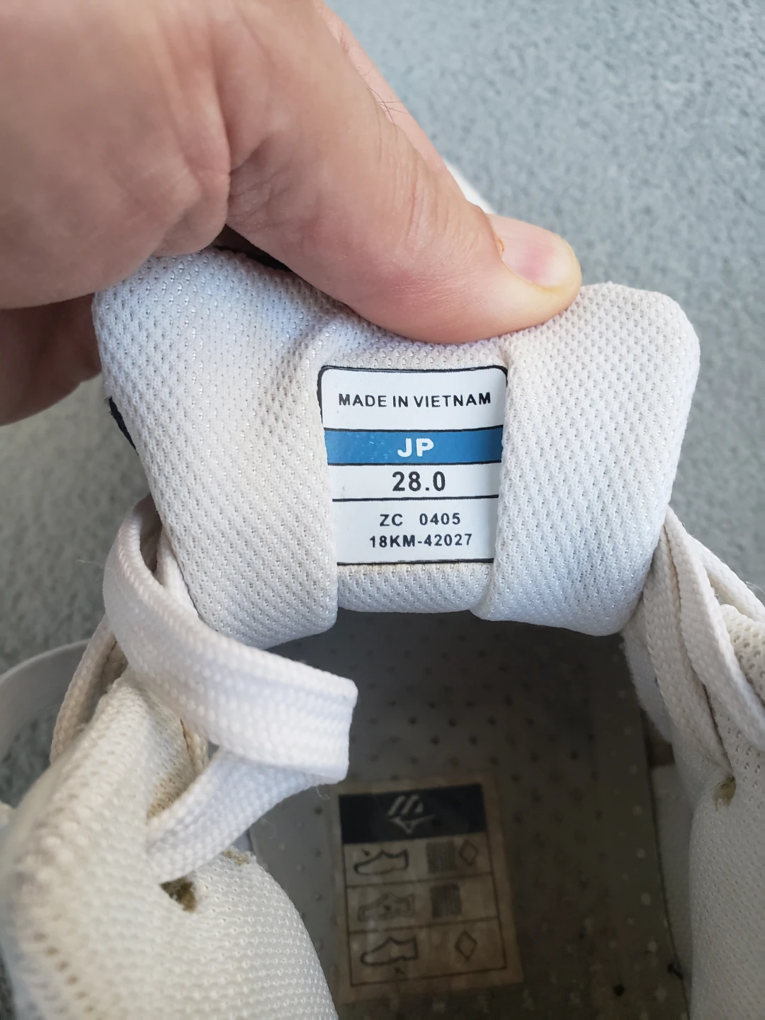 Mizuno  Athletic Shoes - photo 4