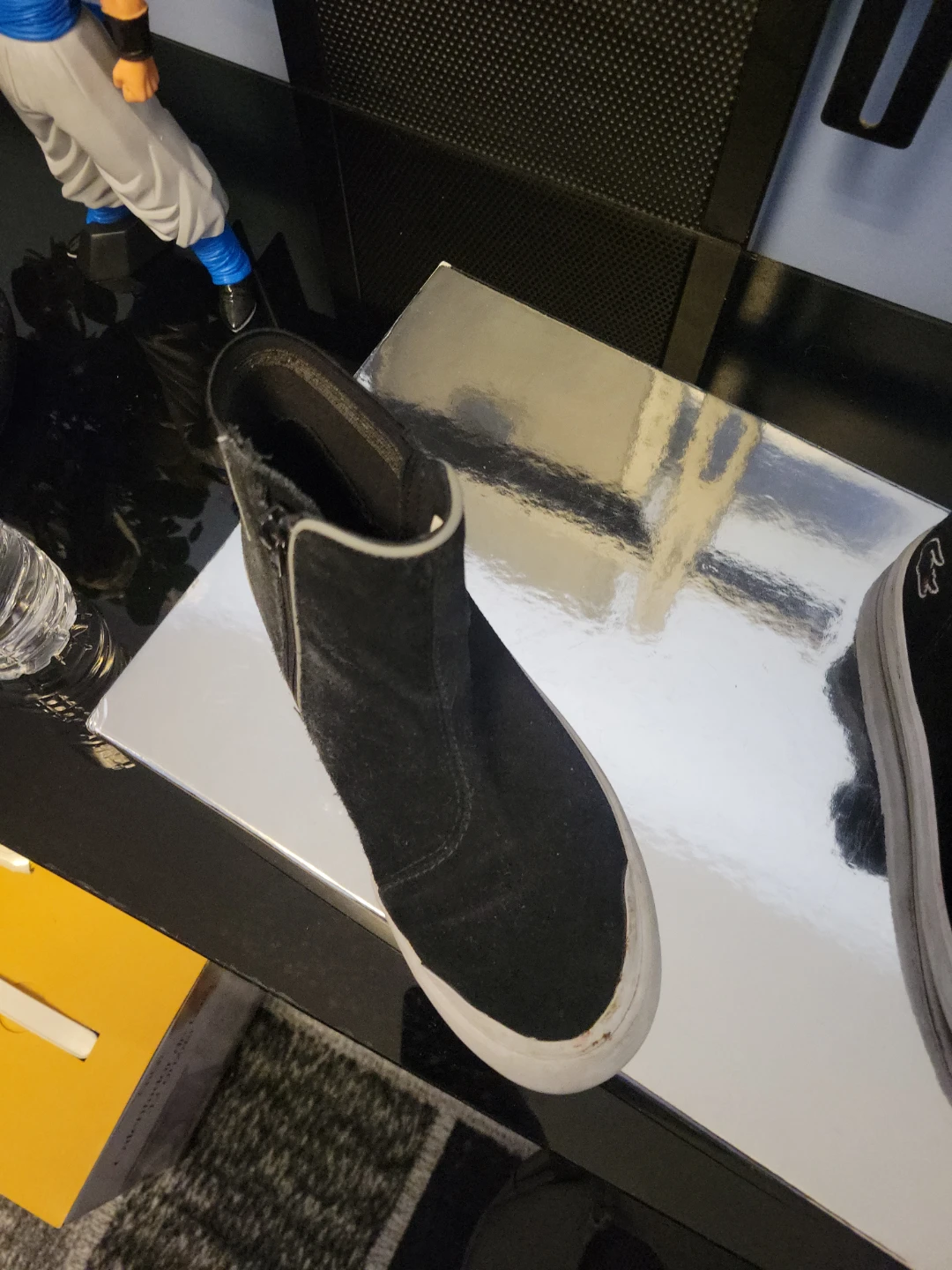 Lacoste Black Suede High Top Sneakers with Zipper - photo 4