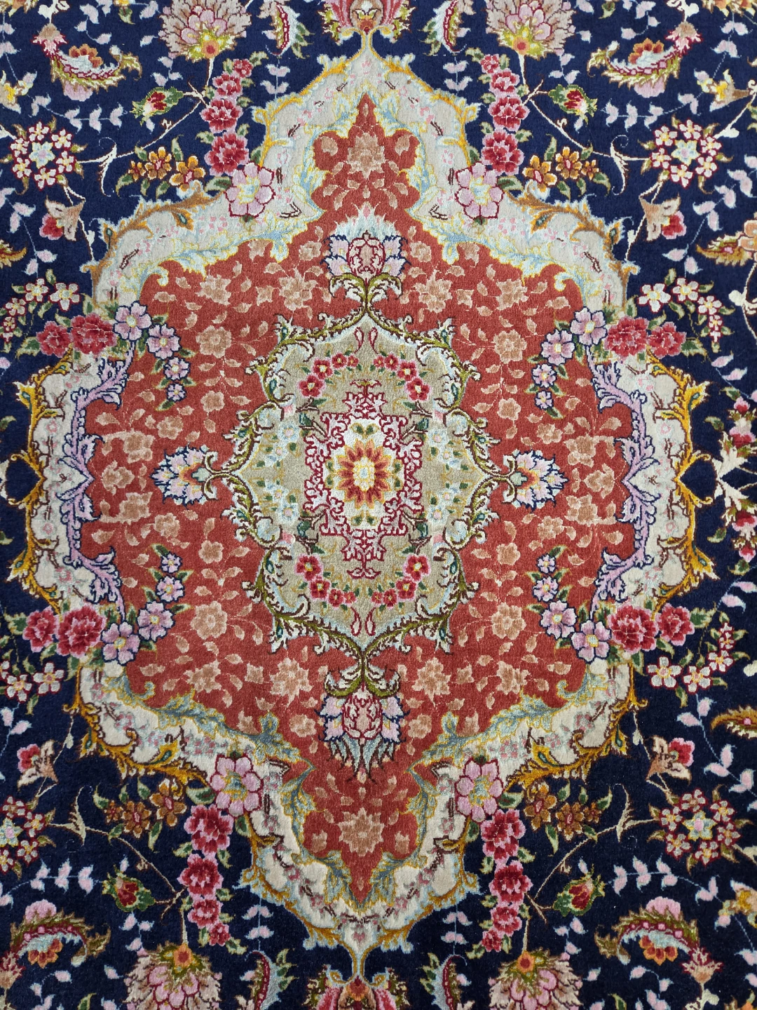 Persian Style Area Rug - photo 3