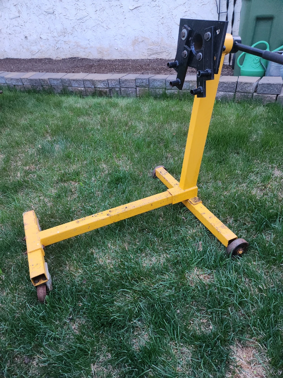Yellow Engine Hoist Stand