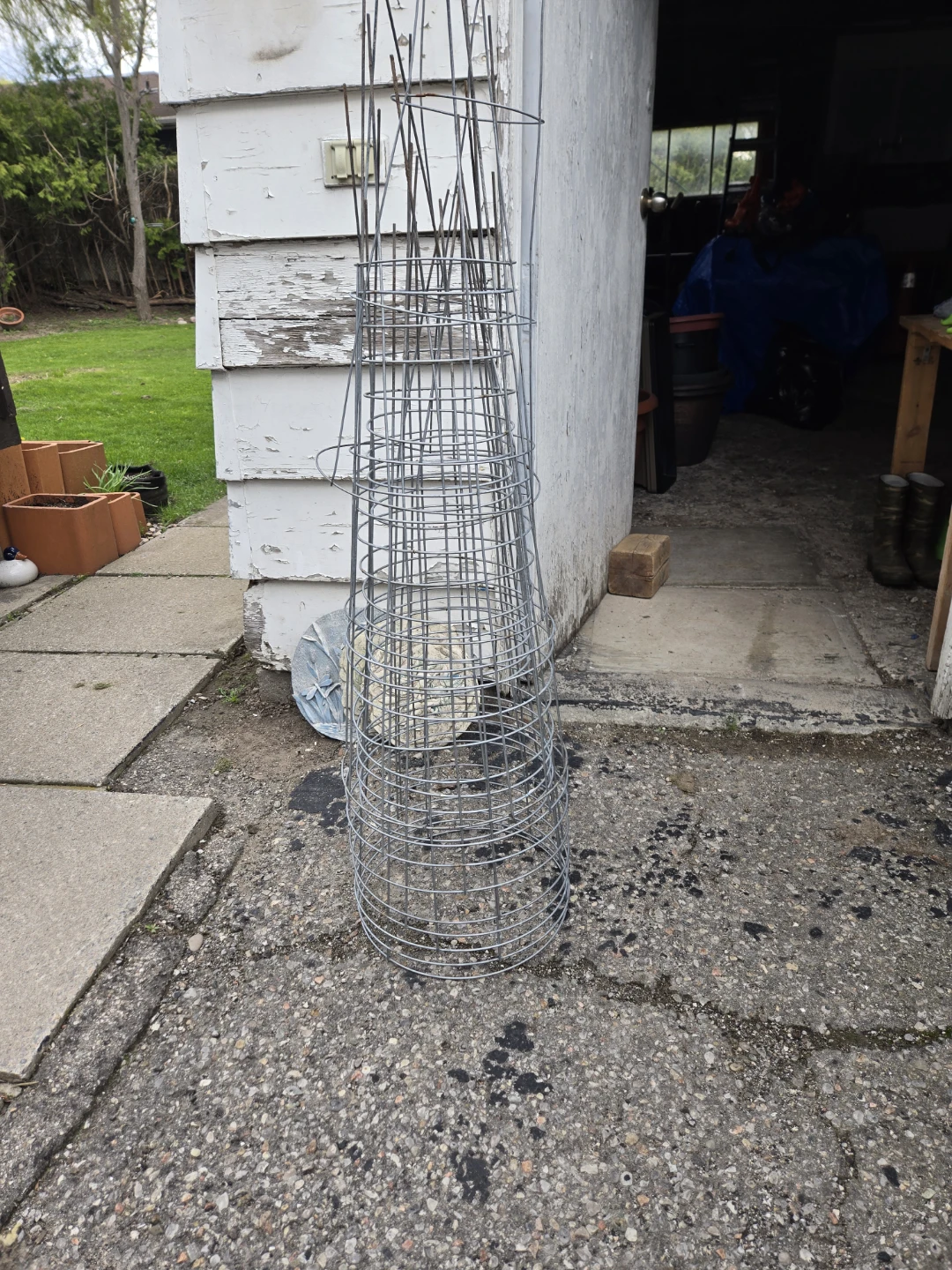 Tomato Cages  15+ - photo 2