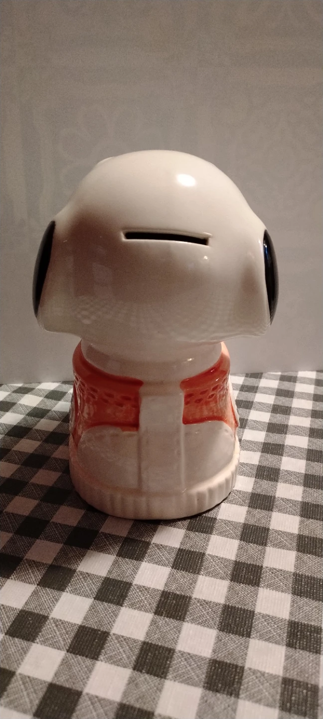 Vintage Snoopy coin bank - photo 2