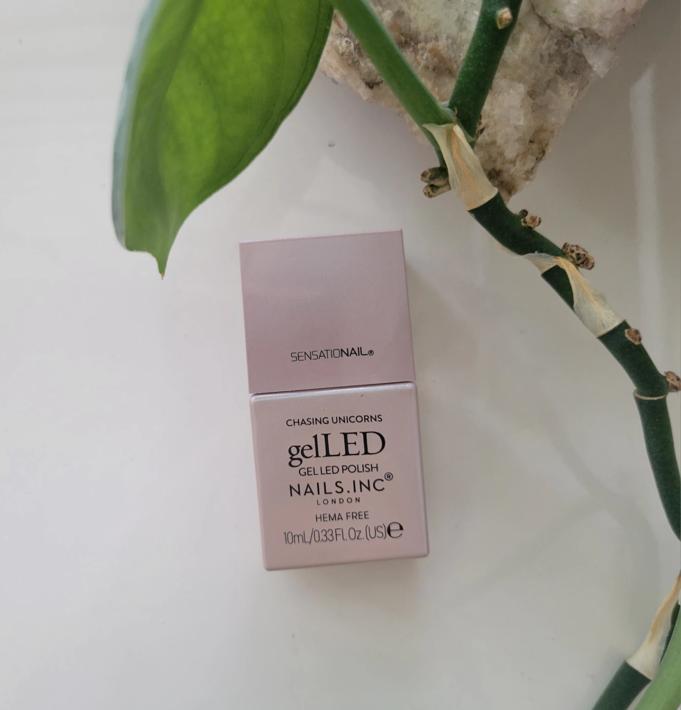 Free gelLED nail polish