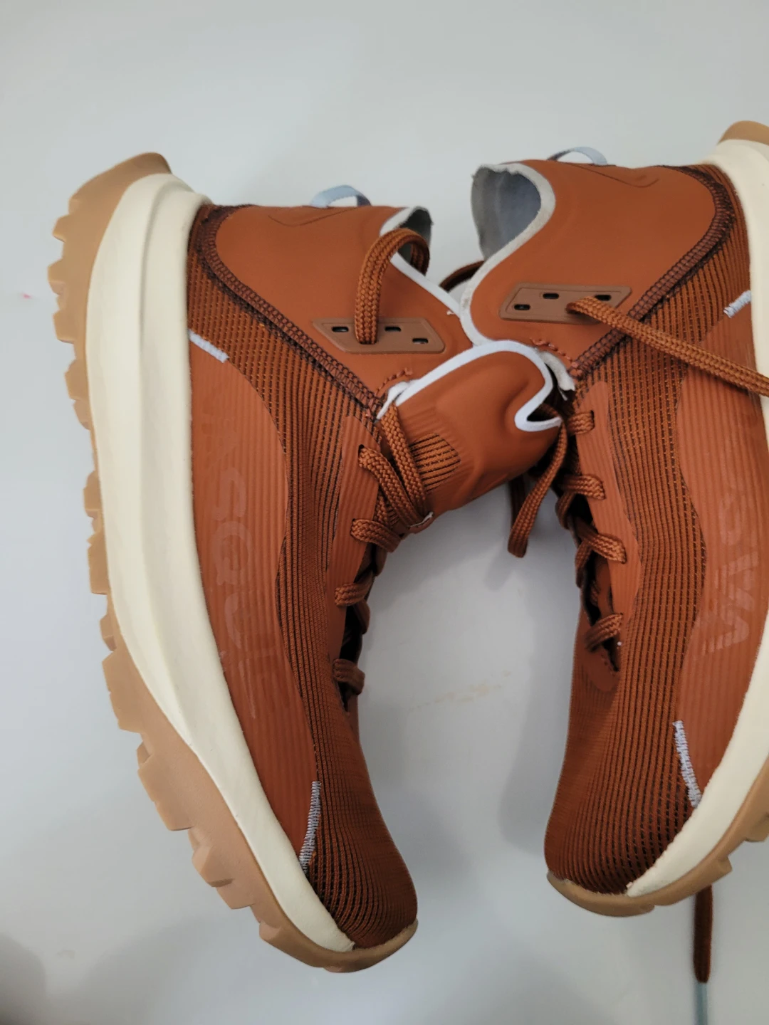 Vasque Women's Trail Running Shoes size 8 - photo 5