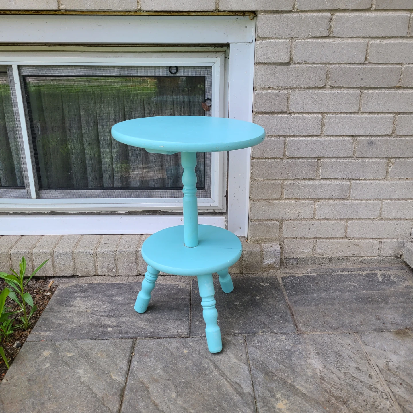 Cute light blue Accent Table for $10 - photo 2