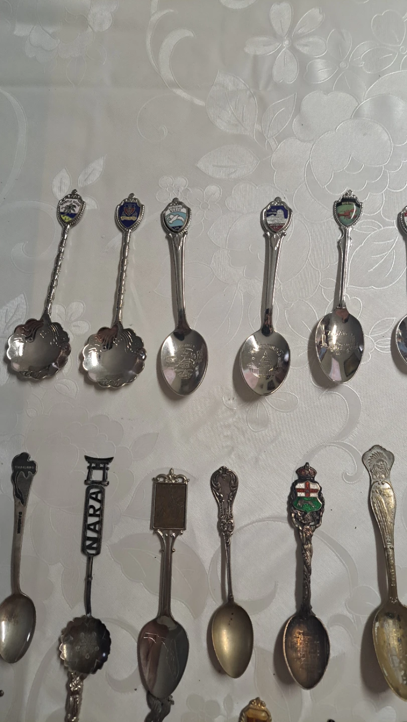 Collection of souvenir spoons - photo 2
