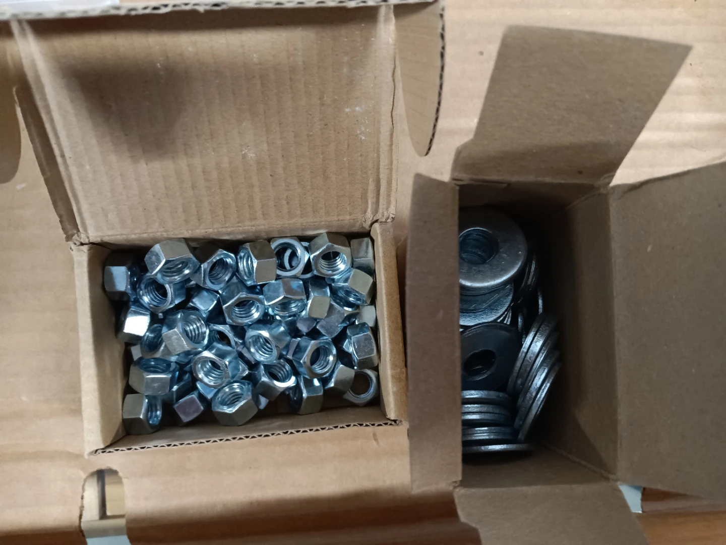 3/8" Hex Nuts & Flat Washers - Zinc Finish