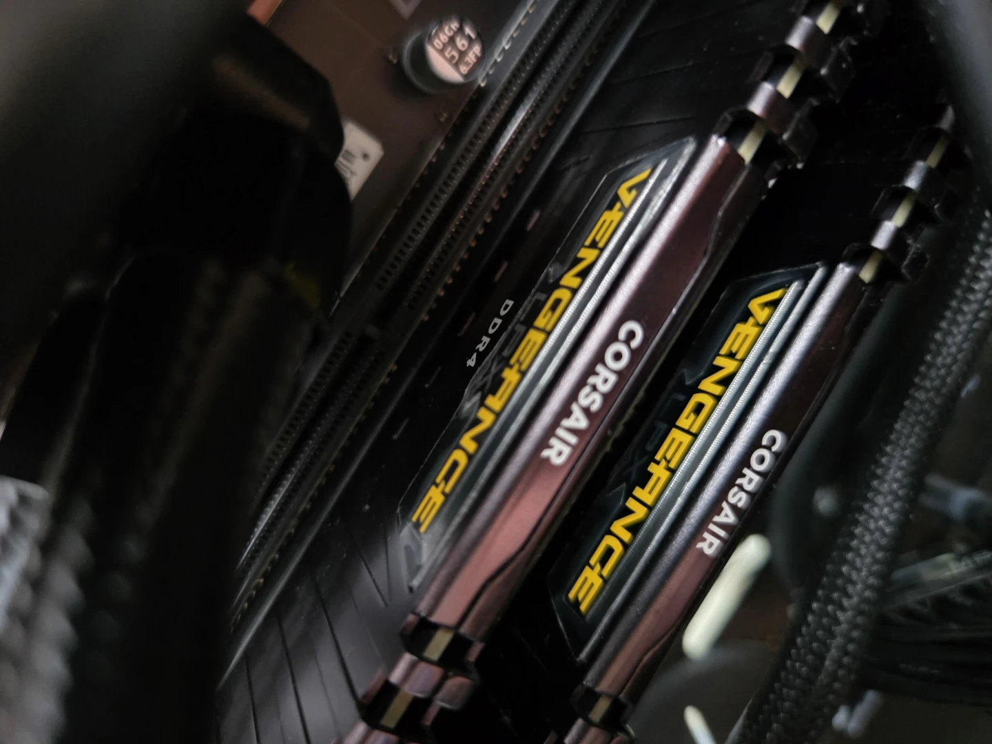 PC Parts - Corsair Vengeance DDR4 2x16GB and more - photo 5