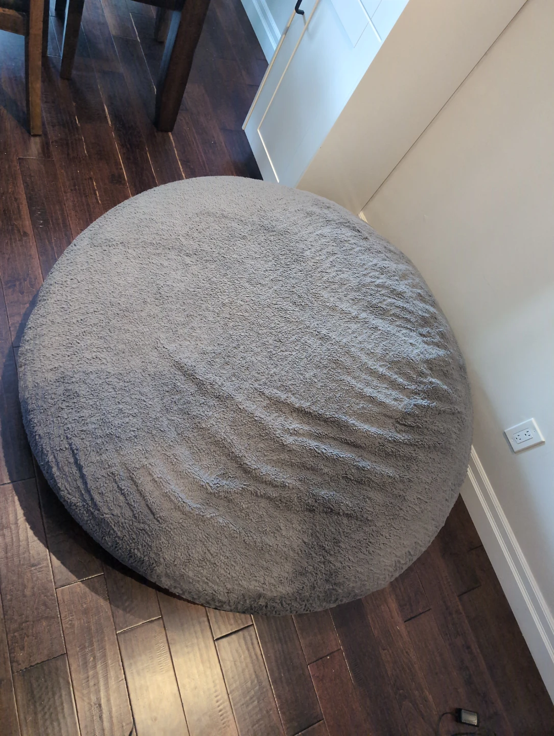 Grey Round Jumbo lounger/Costco Large bean bag - photo 2