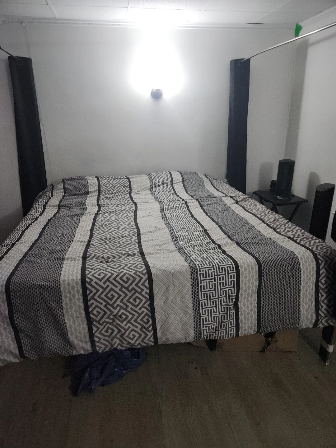 King Size Bed and mattress  (brand) secret land - photo 2