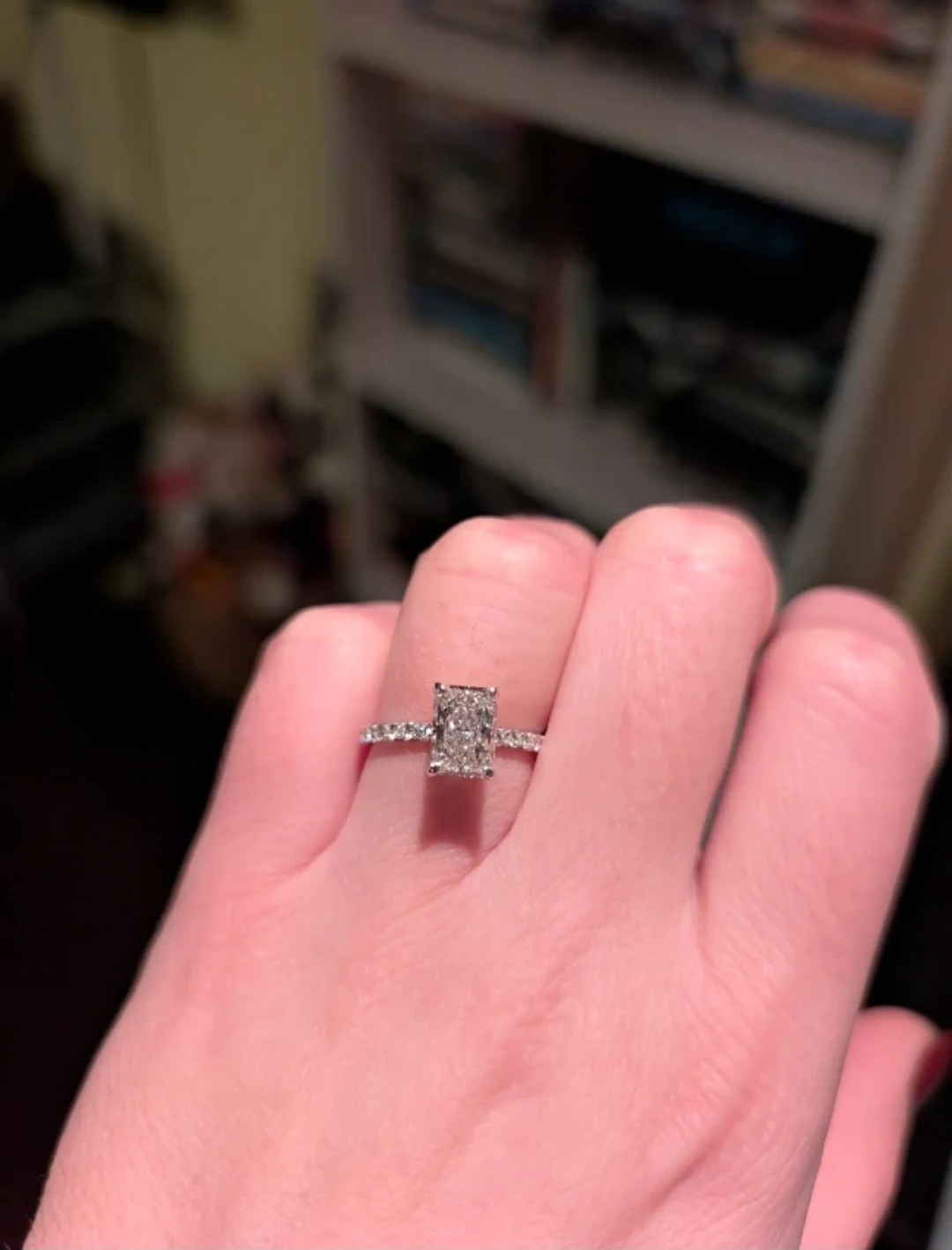 Insanely sparkly 1.5 carat radiant cut lab diamond - photo 3