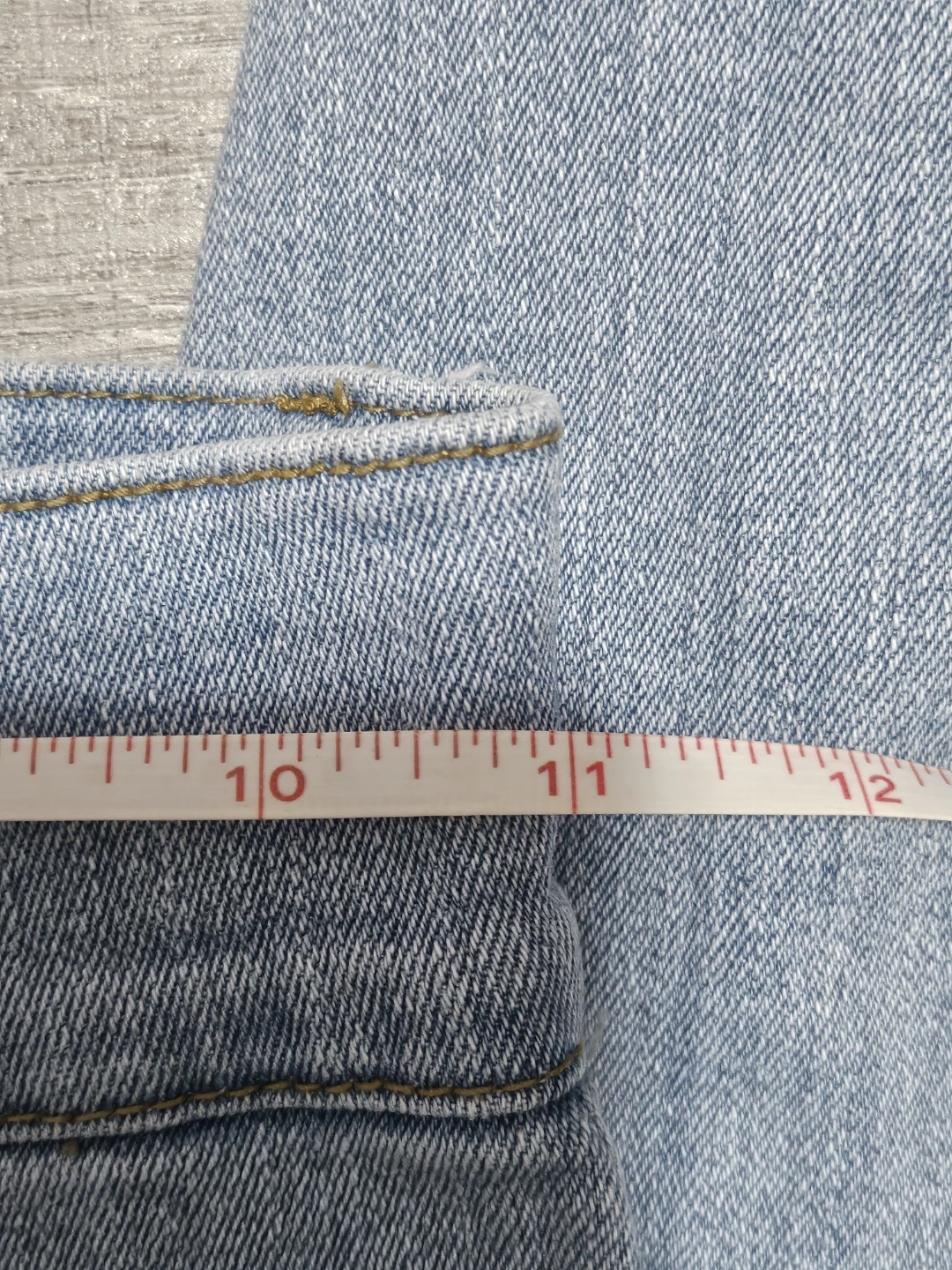 Light Wash High-Waisted Korea Jeans - photo 2