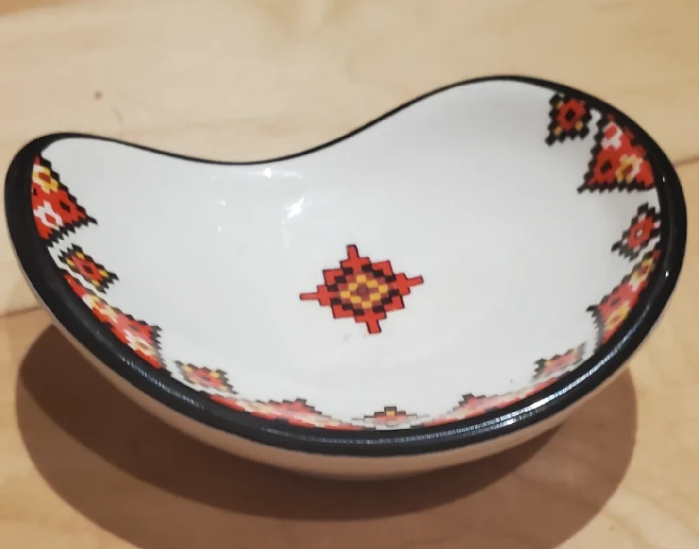 Ceramic Trinket Dish with Geometric Pattern - photo 3