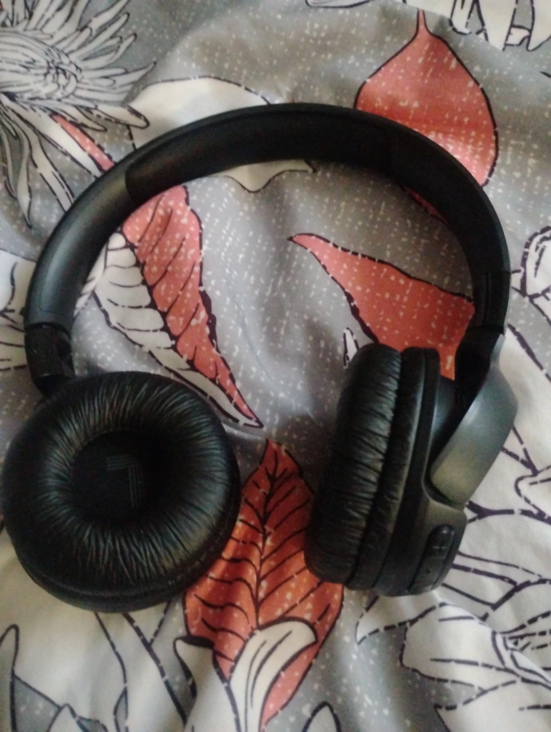 JBL Over-Ear Headphones