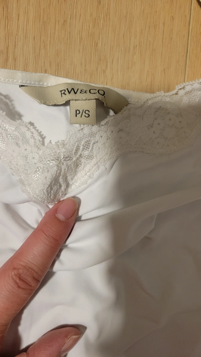 RW&CO. White Lace Trim Cami - P/S - photo 2