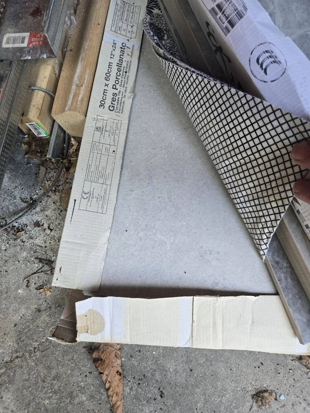 Tile cement glue,tiles + Schluter Ditra Roll