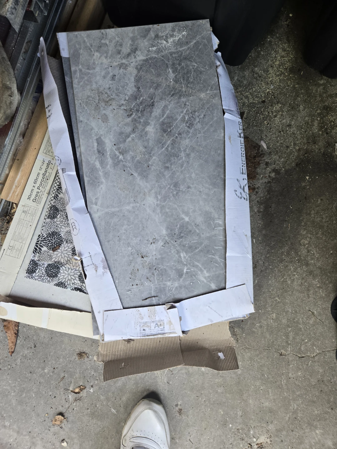 Tile cement glue,tiles + Schluter Ditra Roll - photo 2